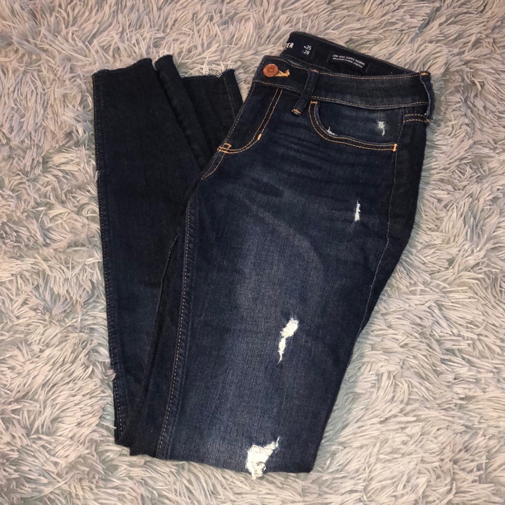 ✨Hollister Low-Rise Super Skinny Jeans✨